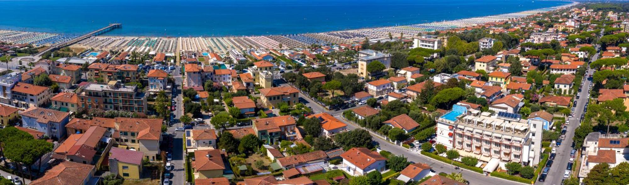 Hotel Nuova Sabrina مارينا دي بييتراسانْت المظهر الخارجي الصورة